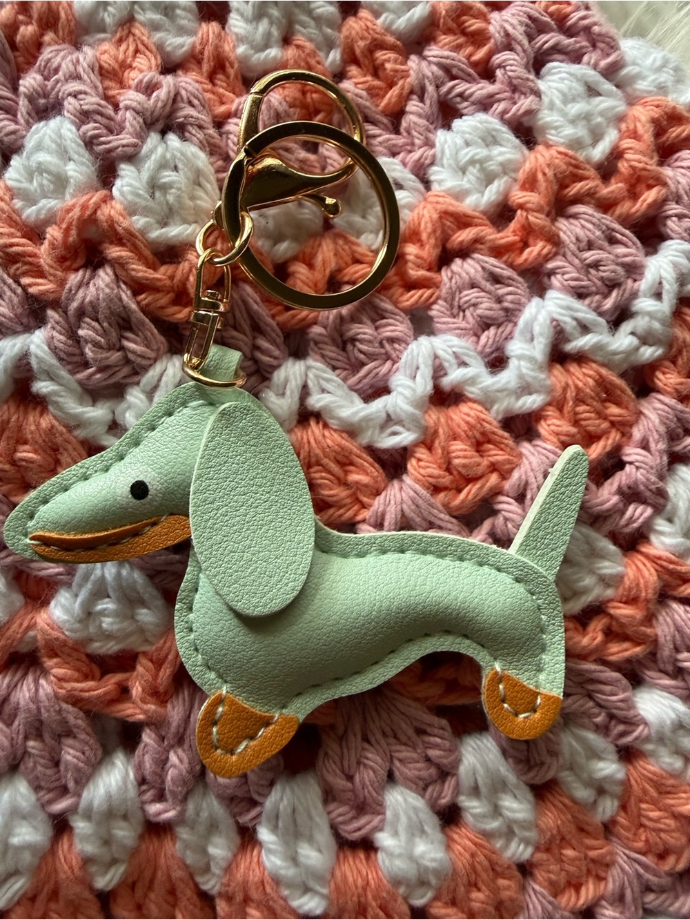 Mint Green Dachshund Dog Keychain - Fashion Pet Accessory